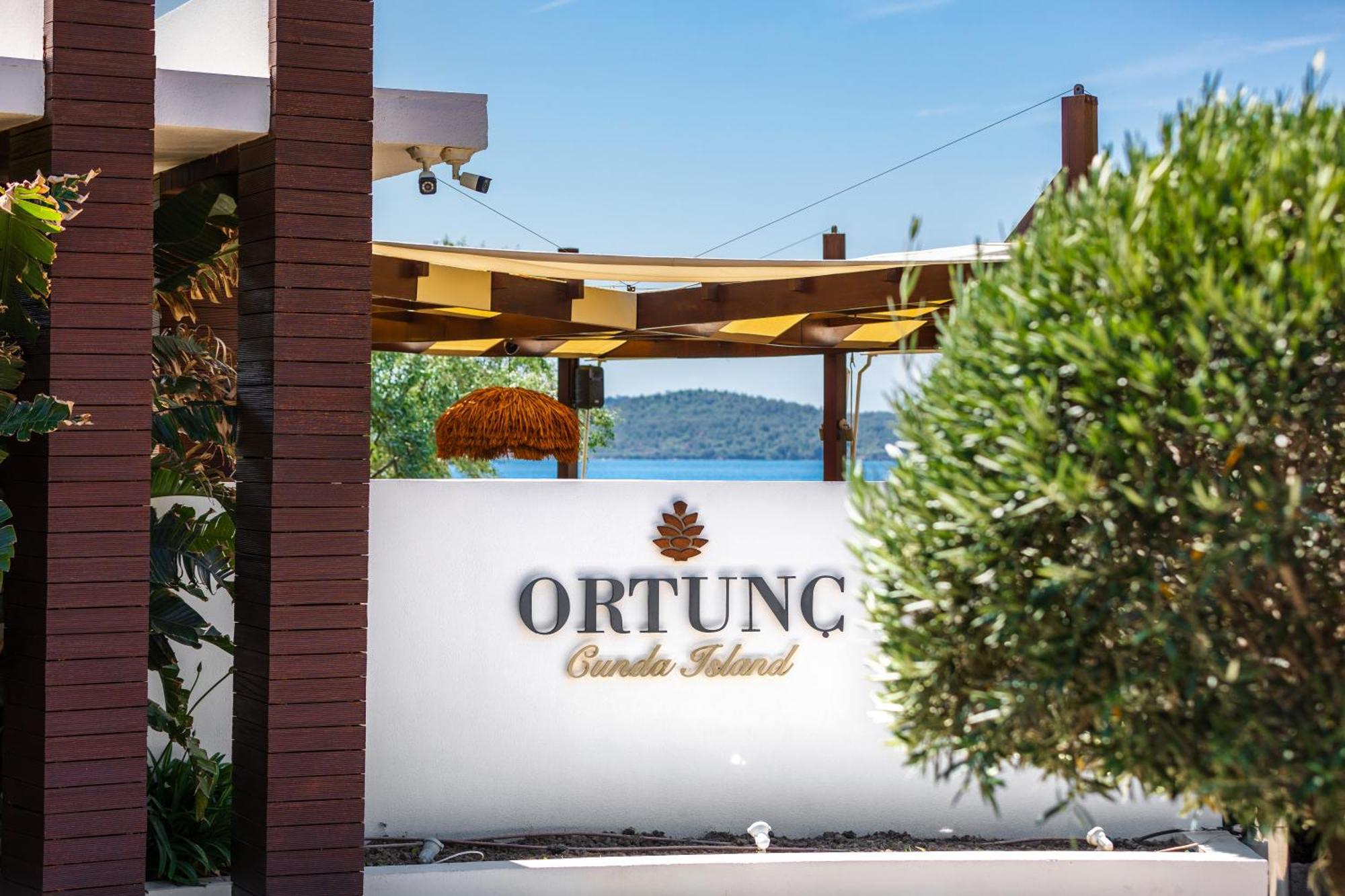 Ortunc Hotel - Cunda Island (Adults Only) Айвалик Екстер'єр фото